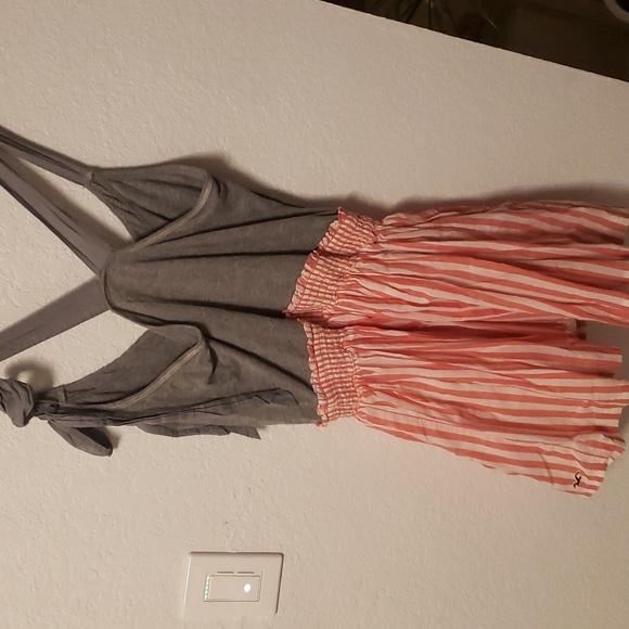 Hollister fit and flare, cute short summer sun dress size medium - Picture 7 of 7